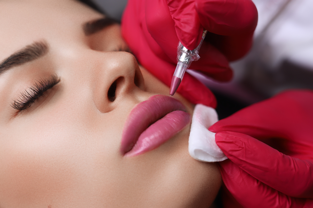 PERMANENT MAKEUP